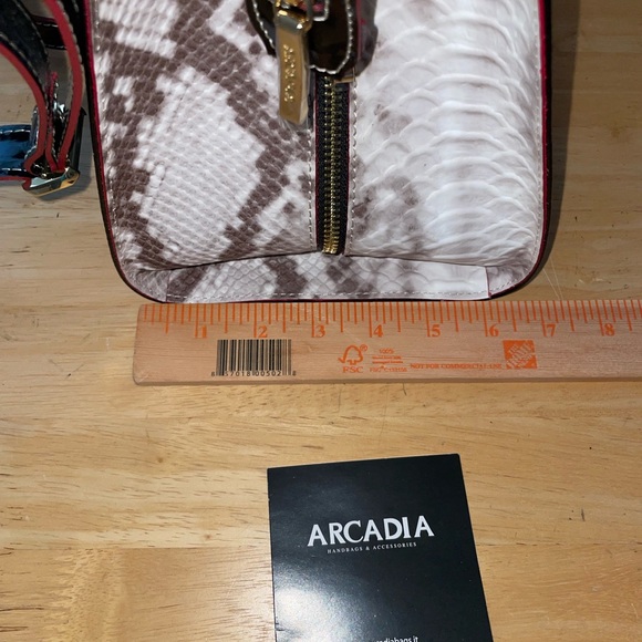 Arcadia - Clizia large top handles Patent Leather Purse - Picture 5 of 8